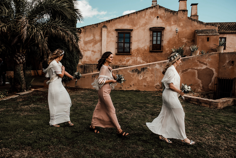 Kim & Xavier's andalusian hacienda wedding in Seville