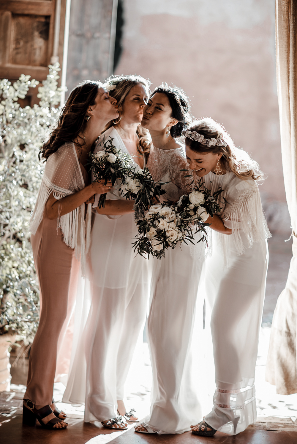 Kim & Xavier's andalusian hacienda wedding in Seville